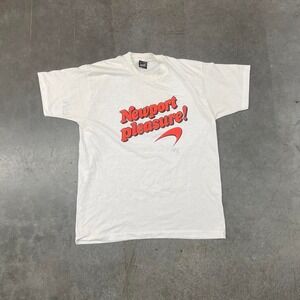 Vintage Newport Pleasures Single Stitch Cigarette Promo T-Shirt USA Men's XL
